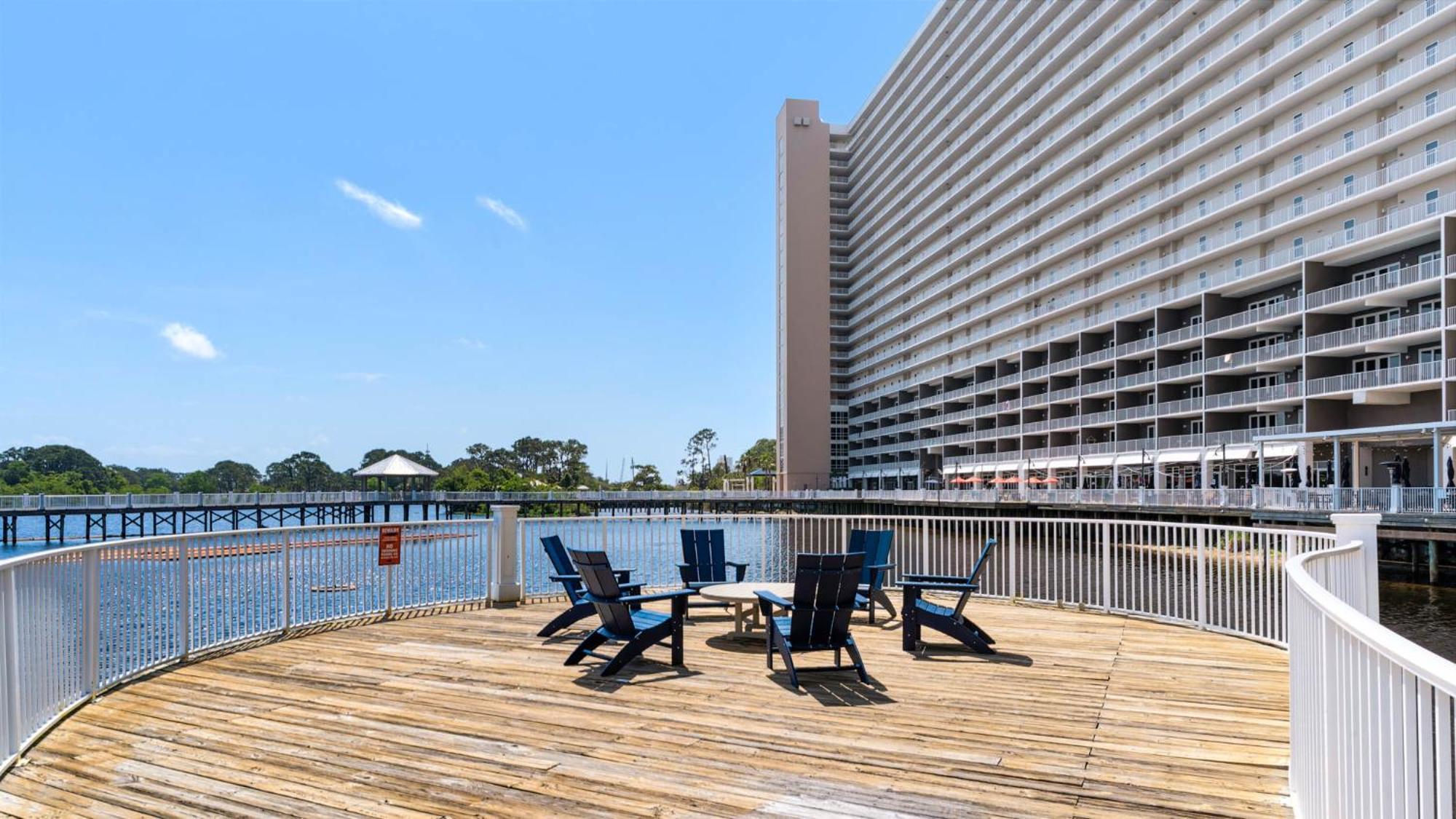 Laketown Wharf 335! 1 Bd, 2 Bathroom With Amazing Amenities Holiday home Panama City Beach