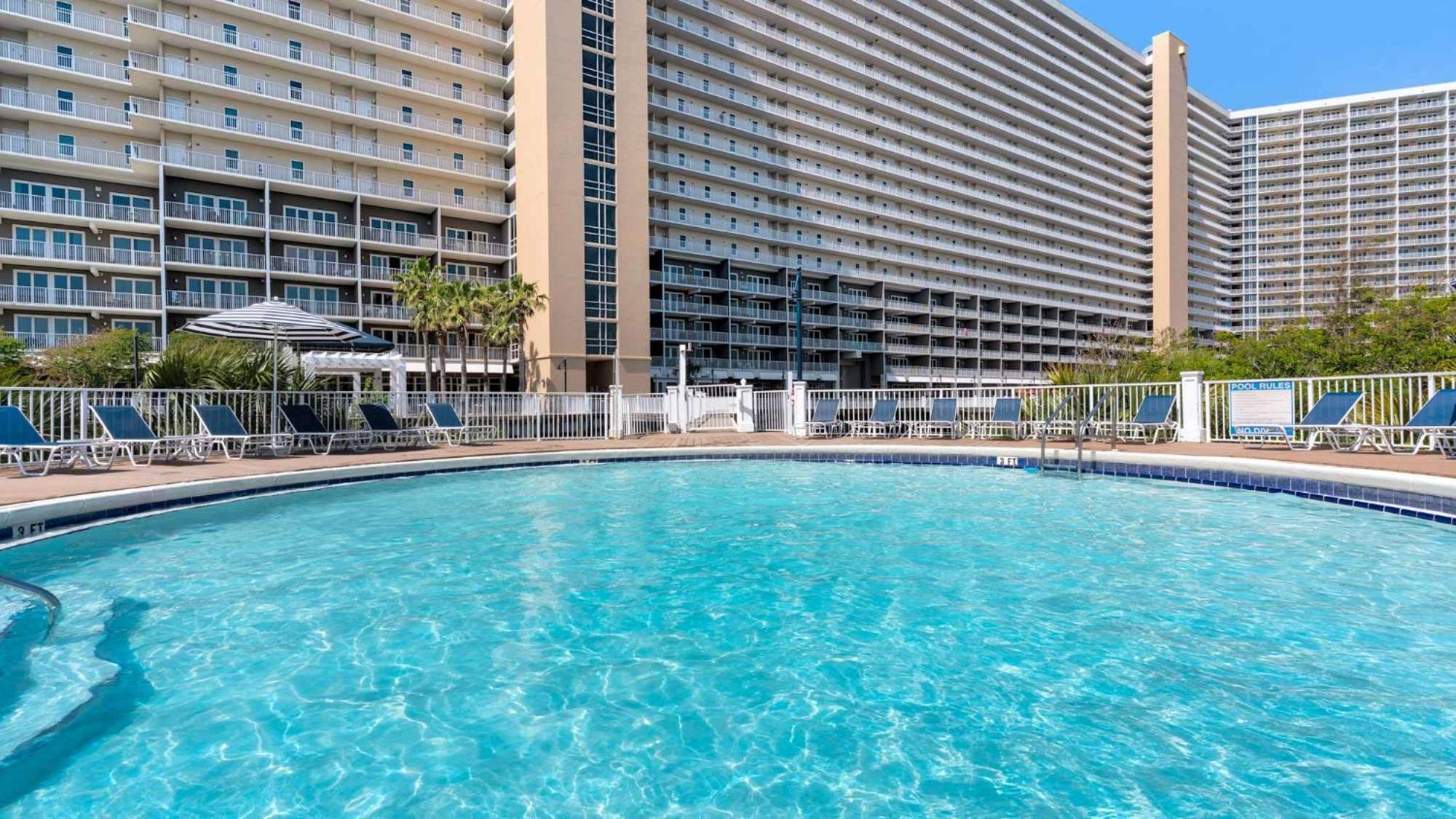 Laketown Wharf 335! 1 Bd, 2 Bathroom With Amazing Amenities Holiday home Panama City Beach